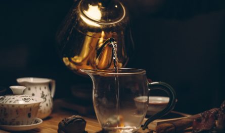 benefits of drinking hot water